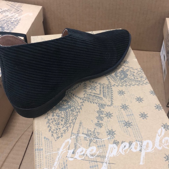 Free People Fabric Royals Flat - Picture 2 of 2